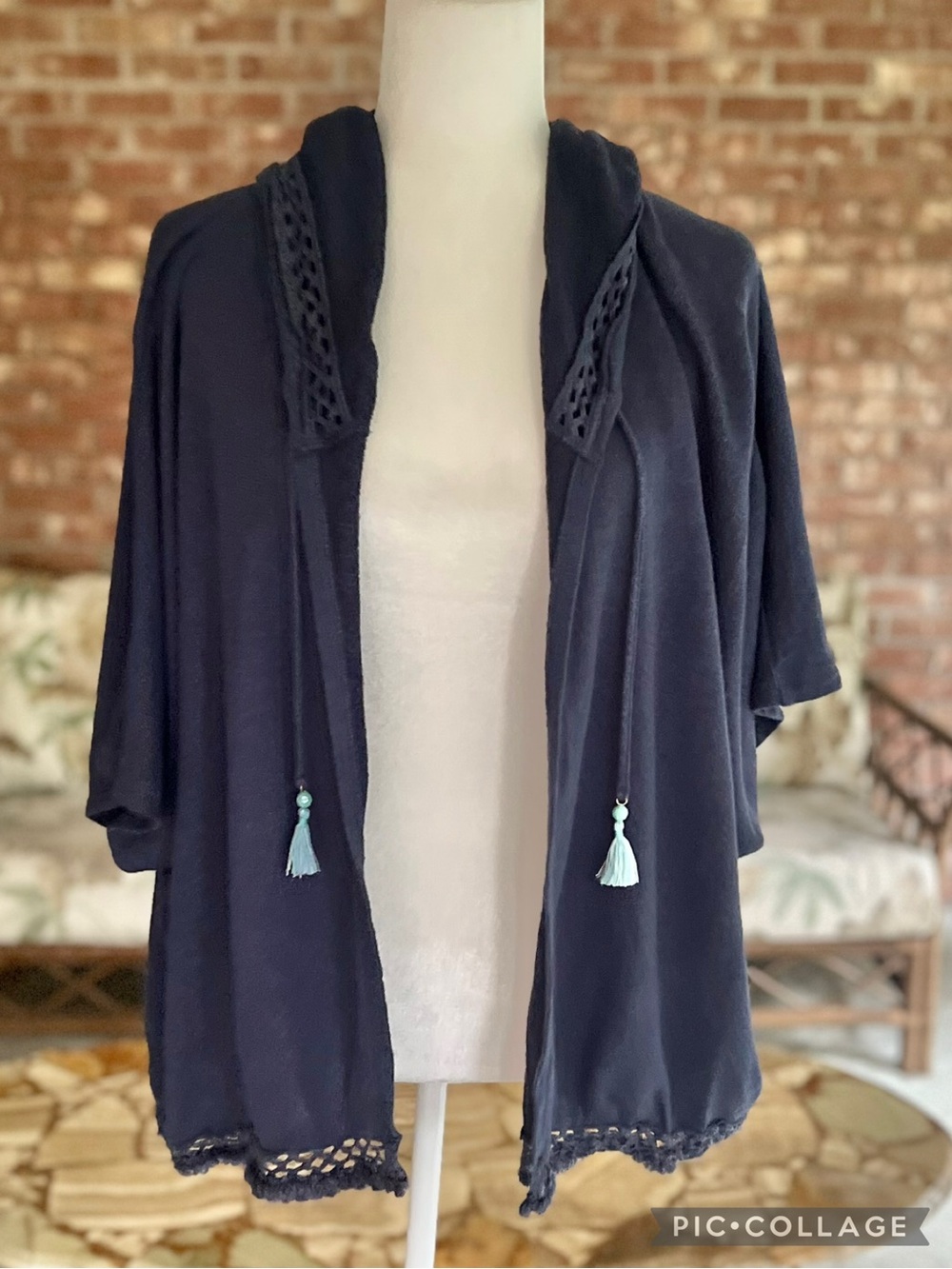 Victoria’s Secret Navy Blue Kimono Sleeve Tassel Tie Hooded Cardigan Wrap L